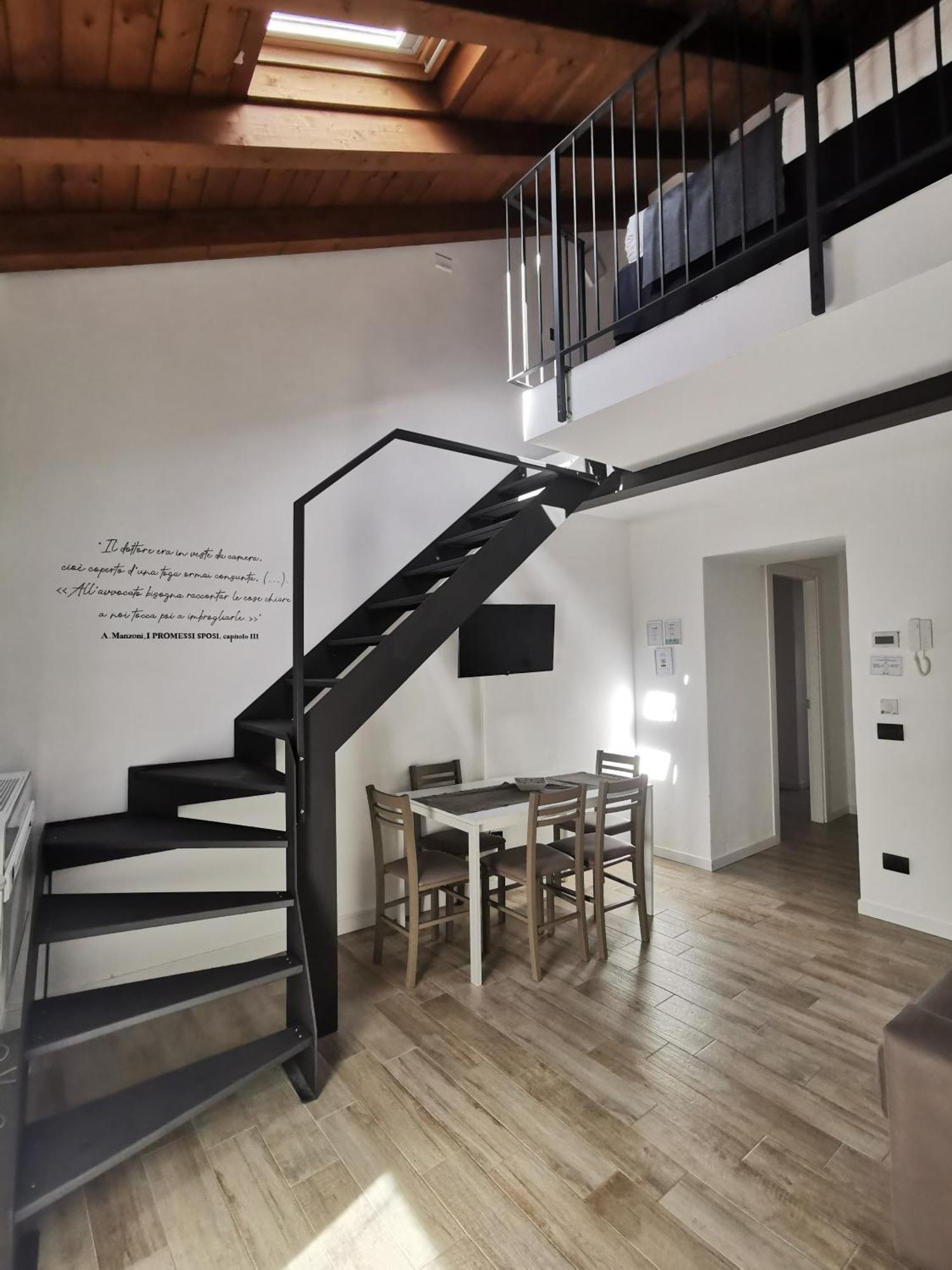 La Casa Del Sarto - Rooms And Apartments Lecco Buitenkant foto